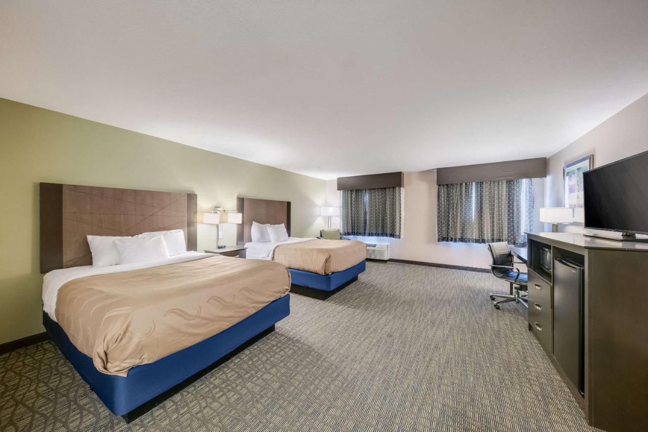 Quality Inn & Suites Ardmore Exteriör bild