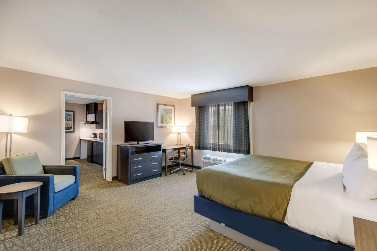 Quality Inn & Suites Ardmore Exteriör bild