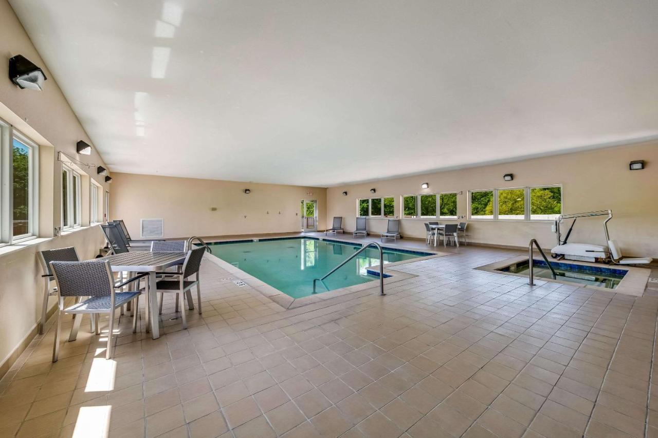 Quality Inn & Suites Ardmore Exteriör bild