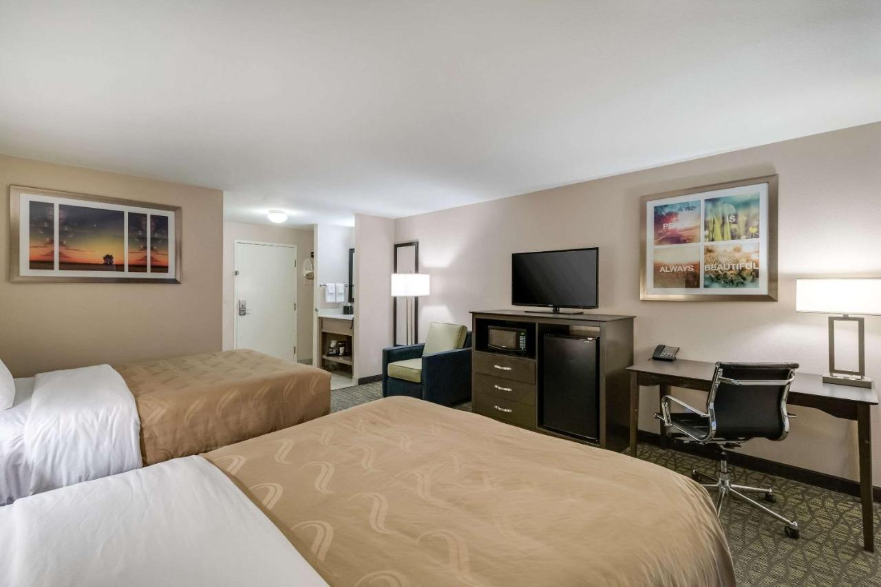 Quality Inn & Suites Ardmore Exteriör bild