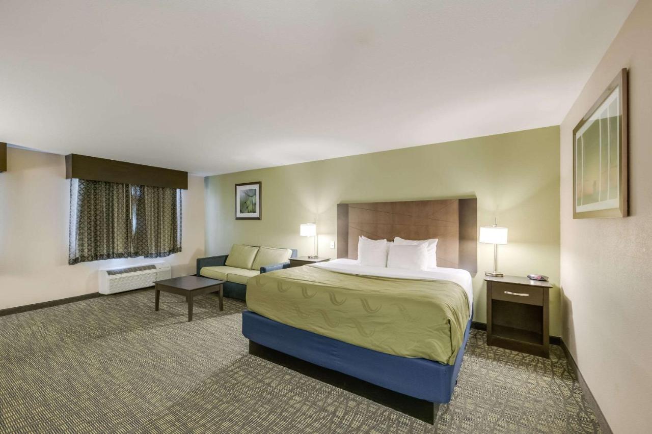 Quality Inn & Suites Ardmore Exteriör bild