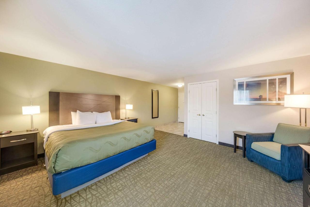 Quality Inn & Suites Ardmore Exteriör bild
